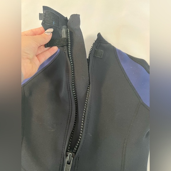 Neosport  Shorty Scuba‎ Diving Wetsuit (USED) Sz 8 - Picture 8 of 9